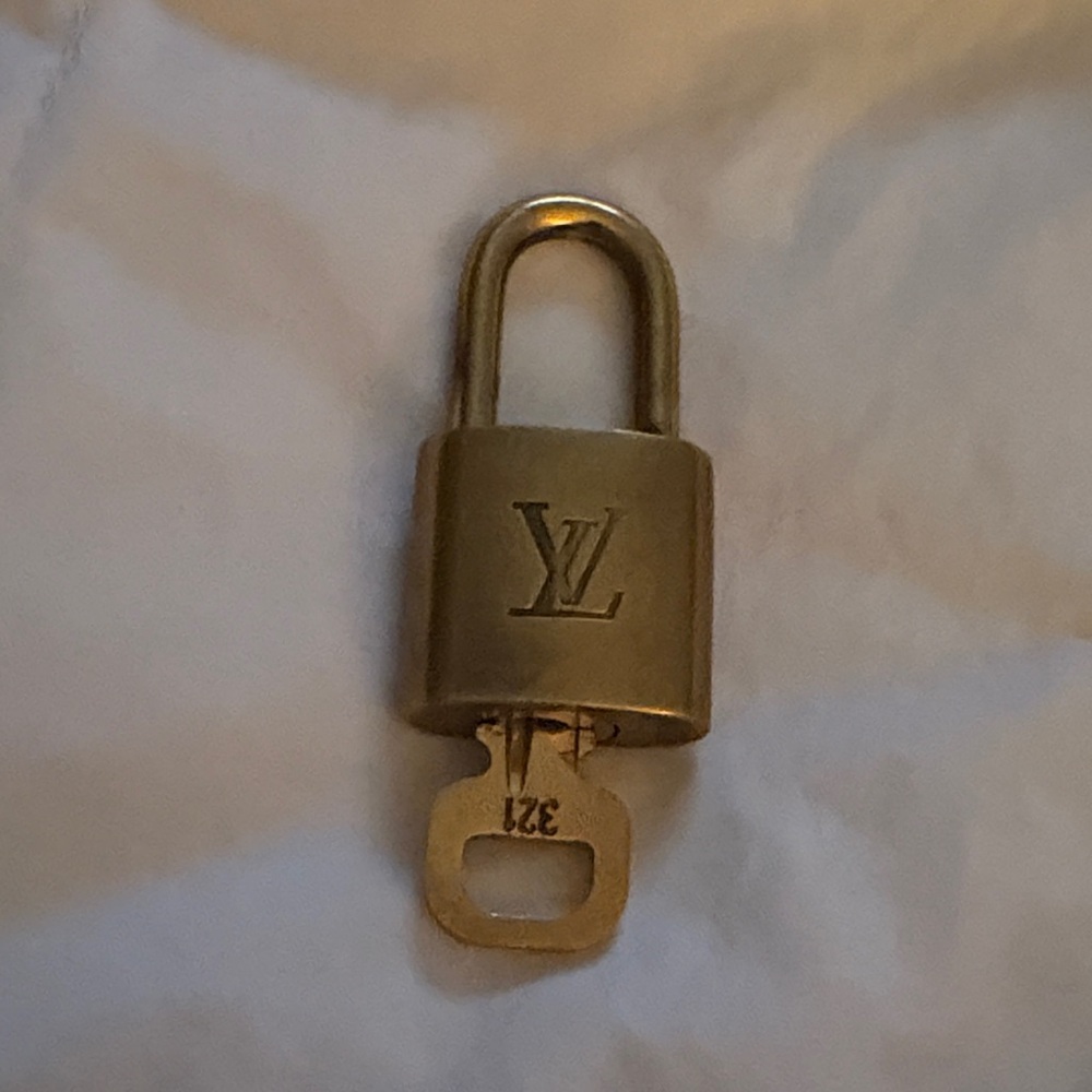 Louis Vuitton Brass Padlock with Key #321